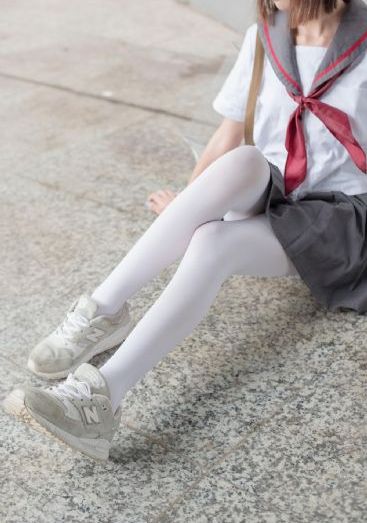 从天而降的少女