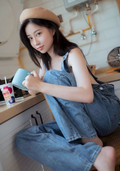 酒店服务生无删减版