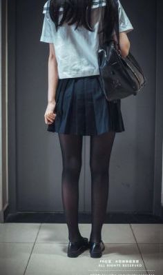 挣扎吧亚当.